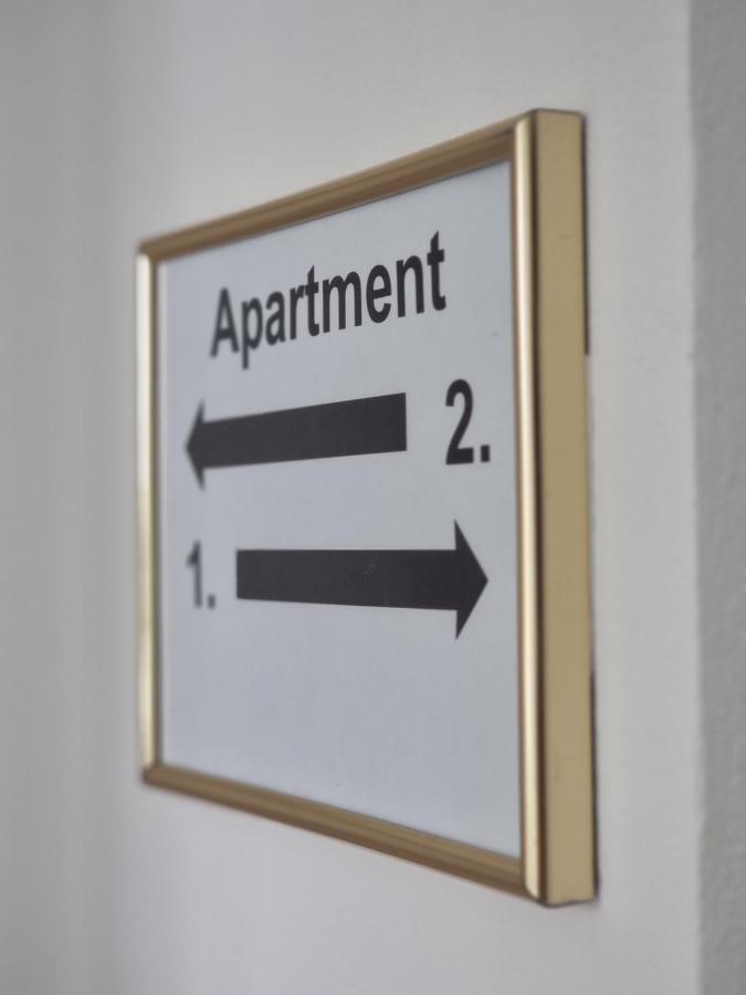 Modern & Cozy Apartment Near Hockey & Football Arena 브라티슬라바 외부 사진